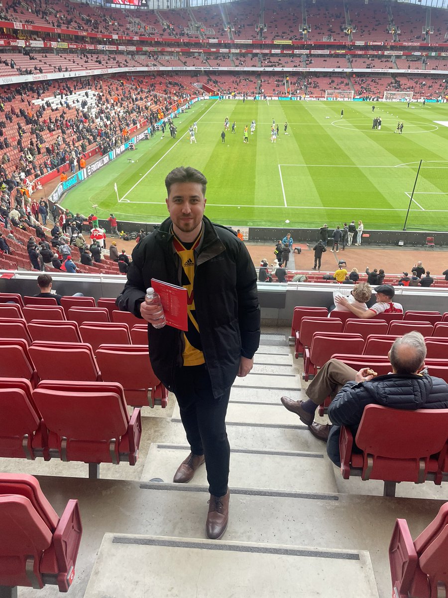 matthewt8's tweet photo. What a night!! #COYG #arsenal #londonisred https://t.co/plXydayZp7