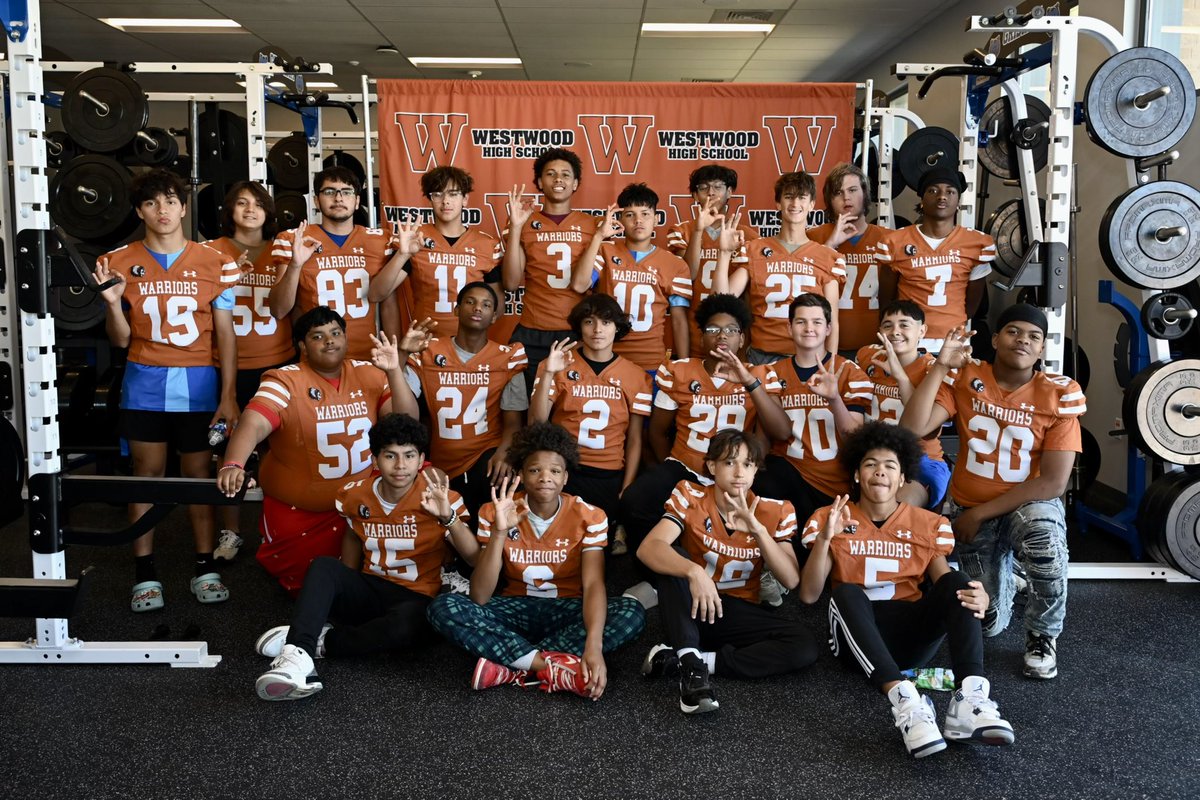 Middle School signing day. Can’t wait for these guys to become our next group of warriors. @RoundRockISD @WWHSWarrior @var_austin @Canyon_Vista @greghogue11