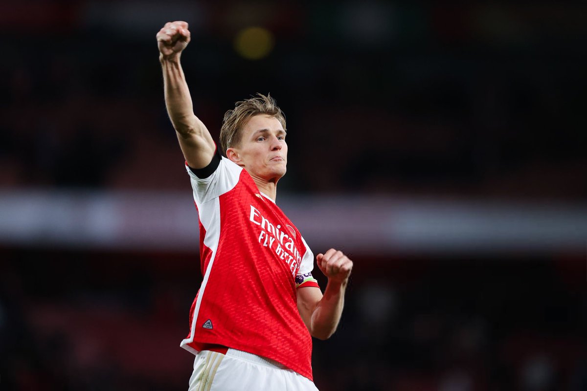 charles_watts's tweet photo. Martin Odegaard, just such a joy to watch. That wonderful mixture of quality, artistry and sheer hard work. It just doesn't much better than that.

Partey, Rice and Odegaard. Such a shame we've had to wait until late April to see that trio start a PL game together in midfield. https://t.co/07ippl87Vr