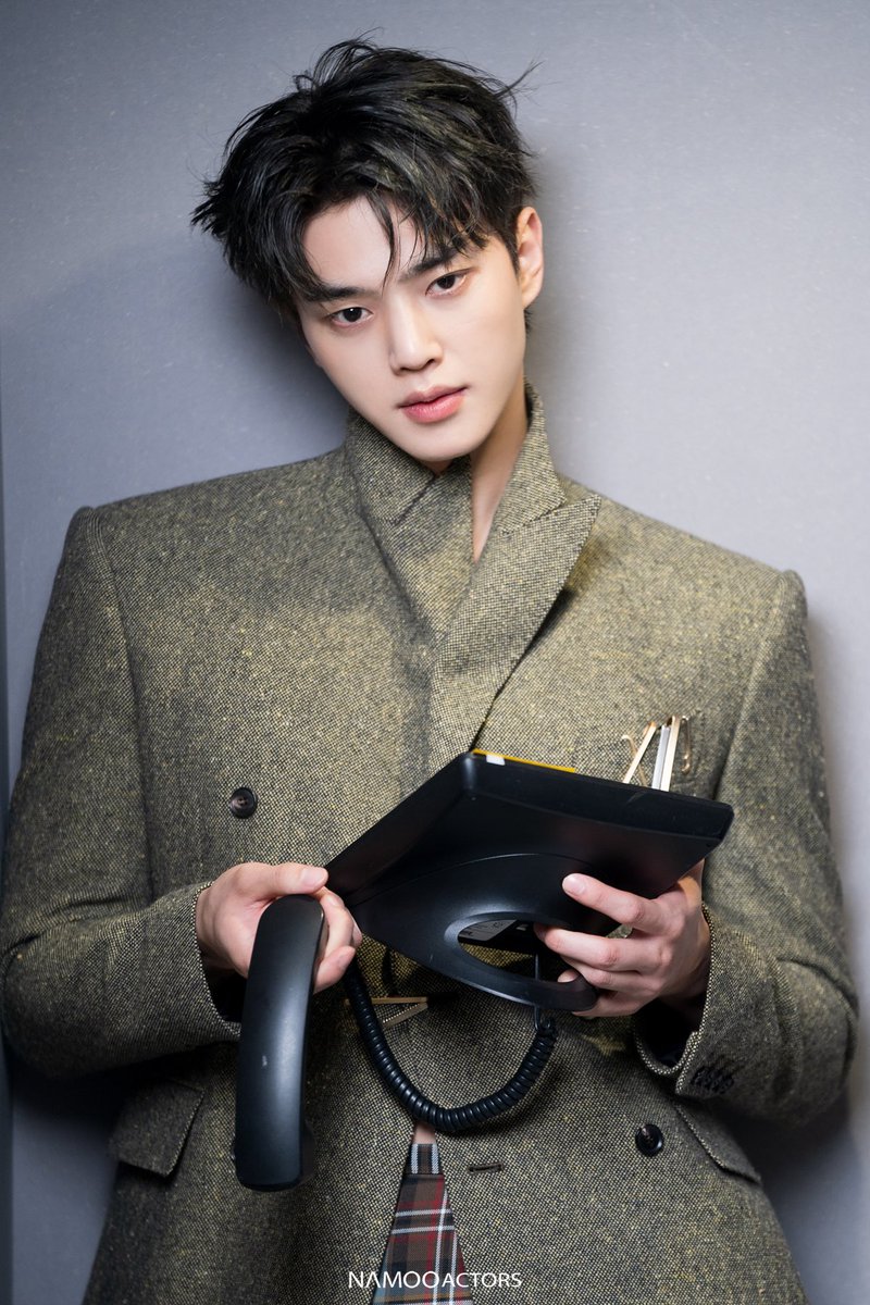 RoeFsc's tweet photo. 송모닝🐶강모닝🤍💛🧡💚🩵💙 https://t.co/p8cMJ8Ae64