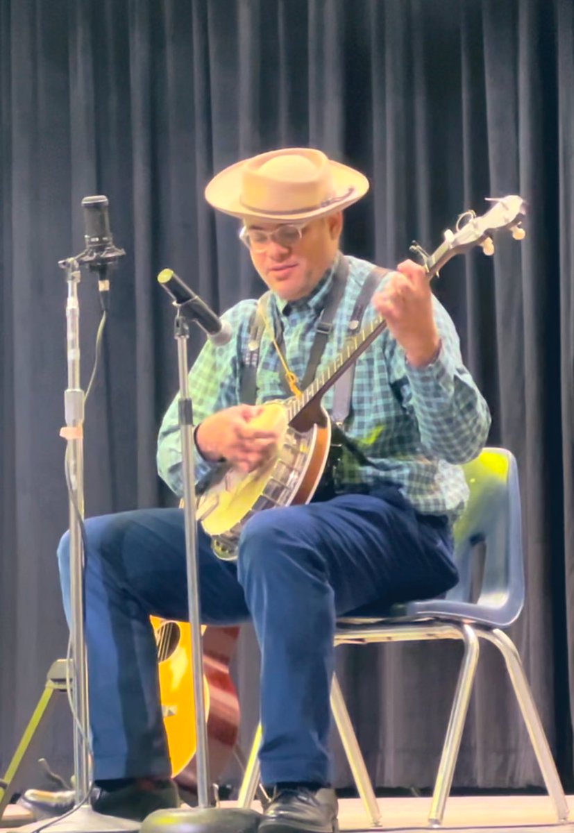 Beyond thrilled that @domflemons had time in his busy schedule to come play for our 4th and 5th graders yesterday. So much to take away his presentation. We’ll be discussing in music class til June if not longer.