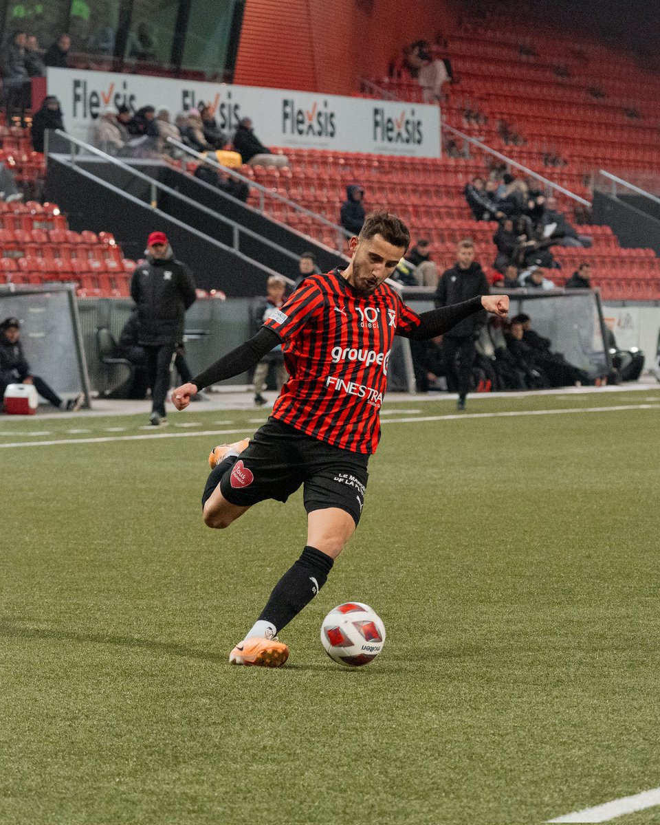 XamaxFCS_DE's tweet photo. 🔴⚫ #XAMWIL
Rückblick in 📸 auf das am Ende turbulente 2:2 gegen den FC Wil. 💪
Zum Matchbericht 👉 https://t.co/YvdIYv0N3F
⚽ Weiter gehts am 3. Mai in Bellinzona. 🚌
#SangRougeNoir https://t.co/OIGJLT85MK