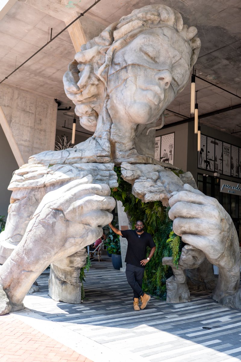 Nile_Fortner's tweet photo. #Thrive By @danielpopper #DanielPopper at #SocietyLasOlas #FortLauderdale @FTLCityNews 😍 Always ❤️ this statute
📸 By #ValeryGuillaume @Valvisuals #Valvisuals
#Artwork #Photographer #LasOlas #LasOlasBlvd #DowntownFortLauderdale #FortLauderdaleFlorida #Lauderdale #PuraVida #FL https://t.co/aegVMmAwUb