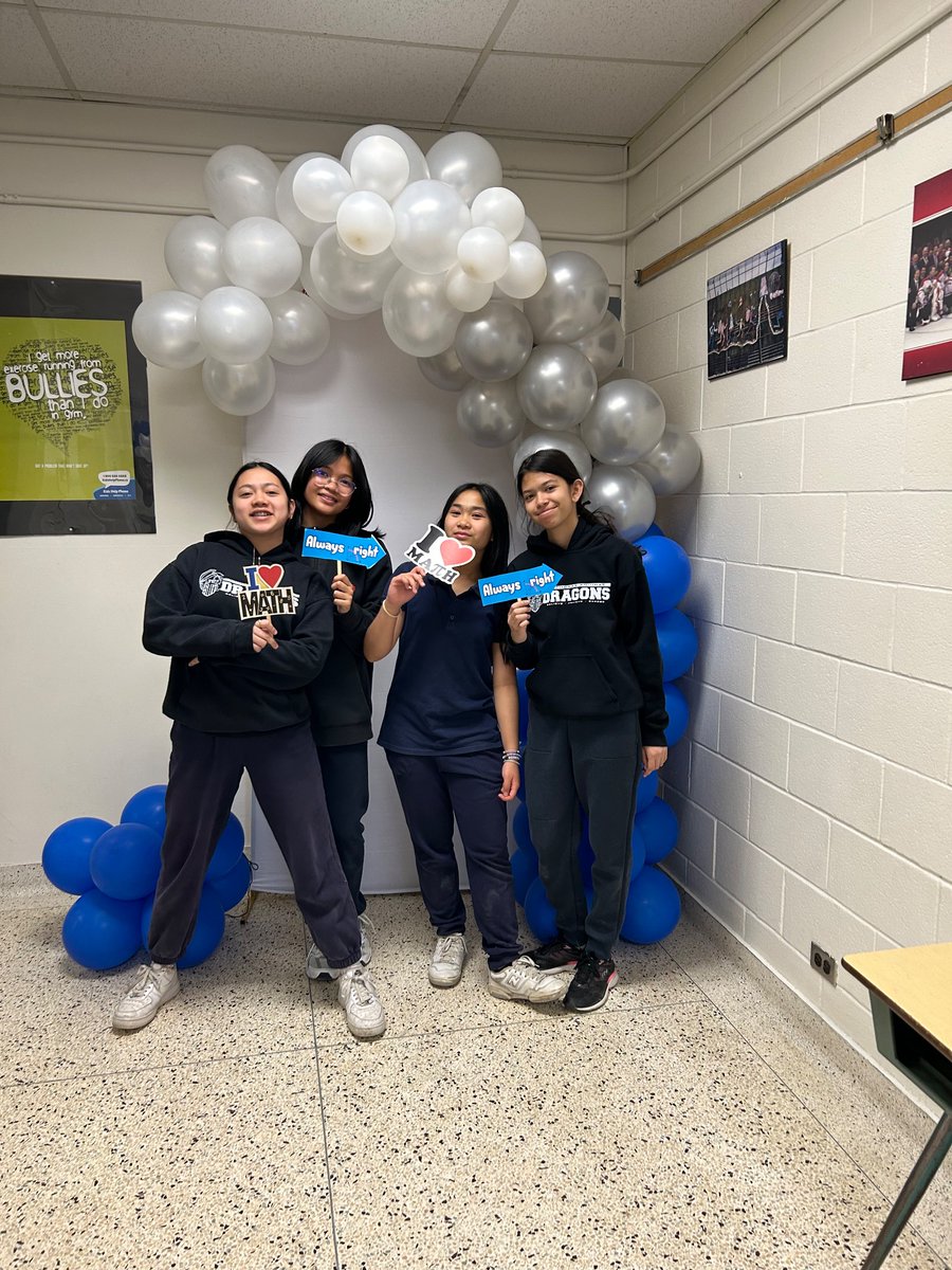IdaMandarino's tweet image. Thank you to the STA community for participating in our Family Math Night!  It was wonderful to have so many families attend and engage in many student and teacher led math games!  #mathisfun #mathgames@TCDSB_RDAddario @TCDSB @STA_TCDSB