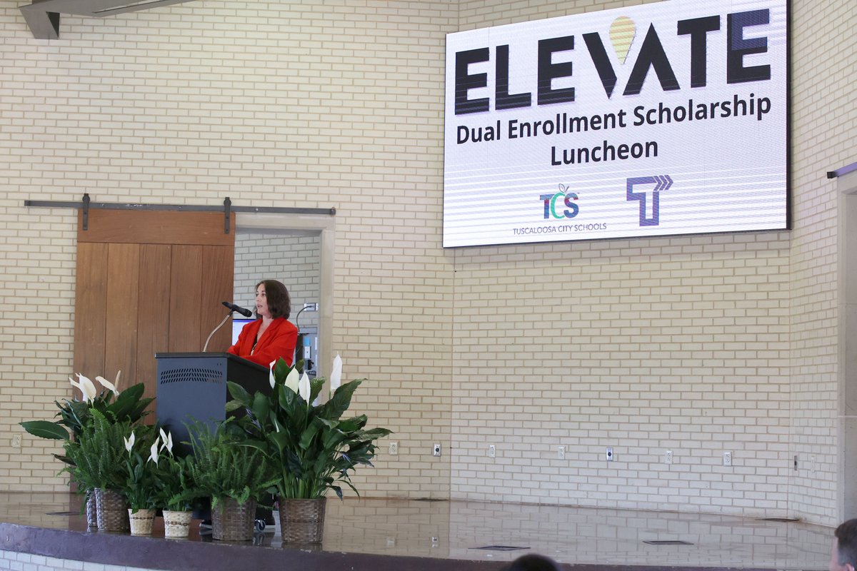 T🍏S Board of Ed tweet media