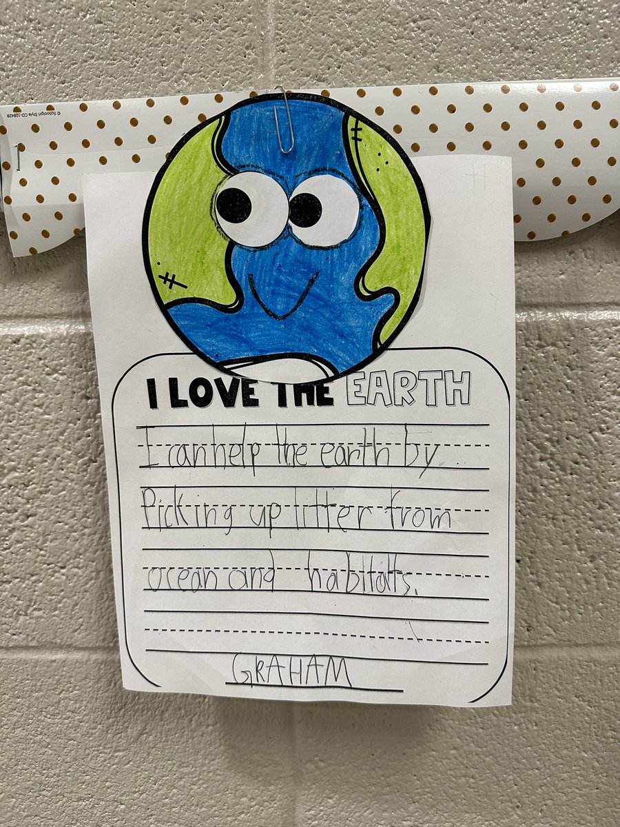 amgray03's tweet image. 🌎 Earth Day cuteness 😍 Showing some love to our earth with a fun little craftivity! #ourherd #ReadWriteCreate