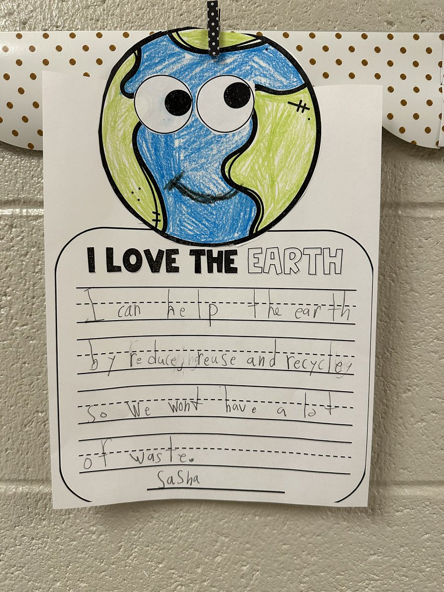 amgray03's tweet image. 🌎 Earth Day cuteness 😍 Showing some love to our earth with a fun little craftivity! #ourherd #ReadWriteCreate