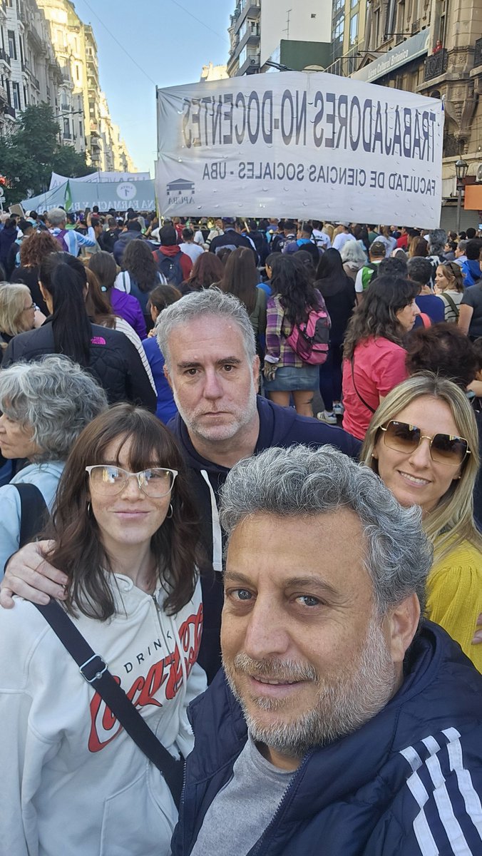 <a href="/Fatinoriega/">Fátima Noriega ⭐⭐⭐</a> Acá con el tío Lelu