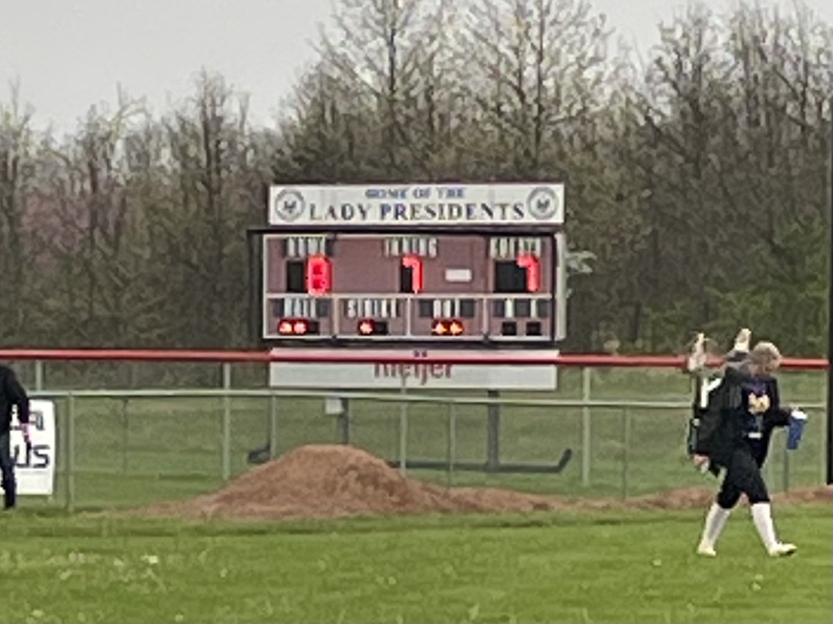 🔴⚫️Congratulations Varsity 🥎…an exciting W over Ontario tonight!
#180daysofjoy
<a href="/MCSPresidents/">Marion City Schools</a>