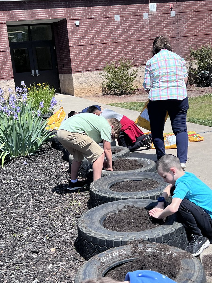 Garden Club finished the tires around the pollinator garden! So proud of the work they have done.