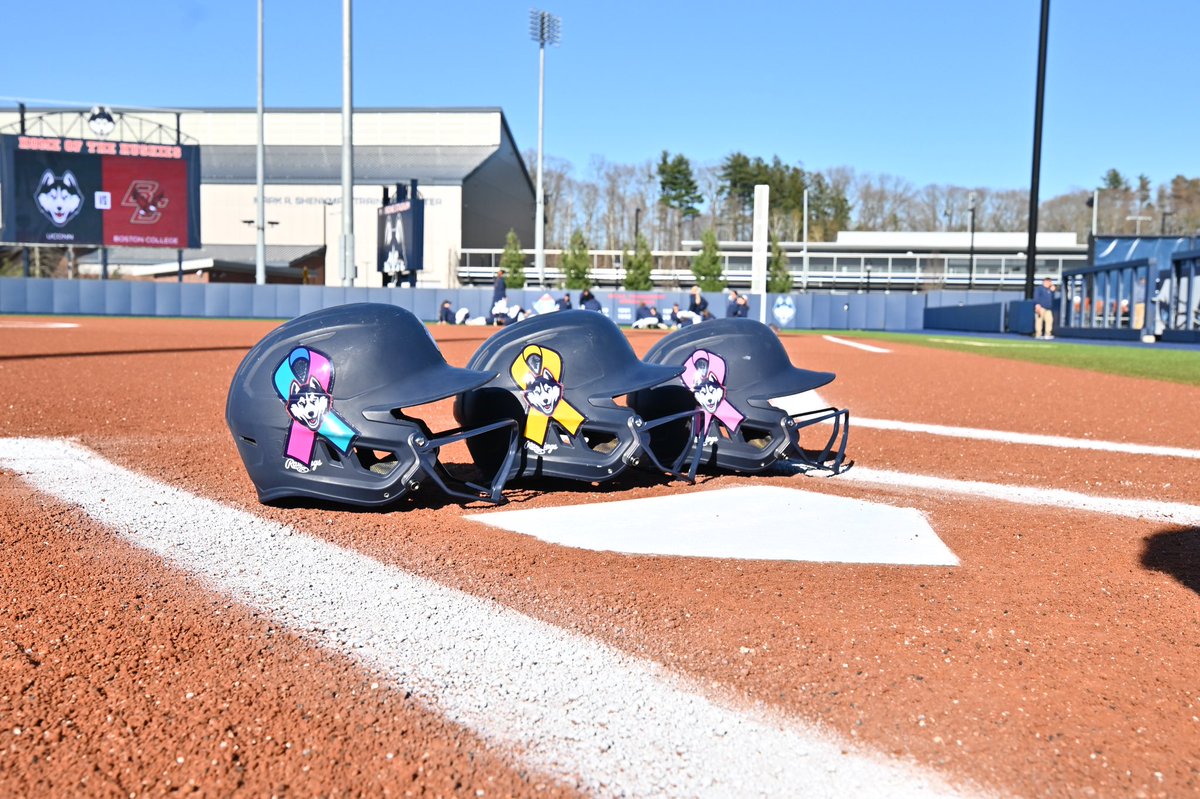 UConnSoftball tweet picture