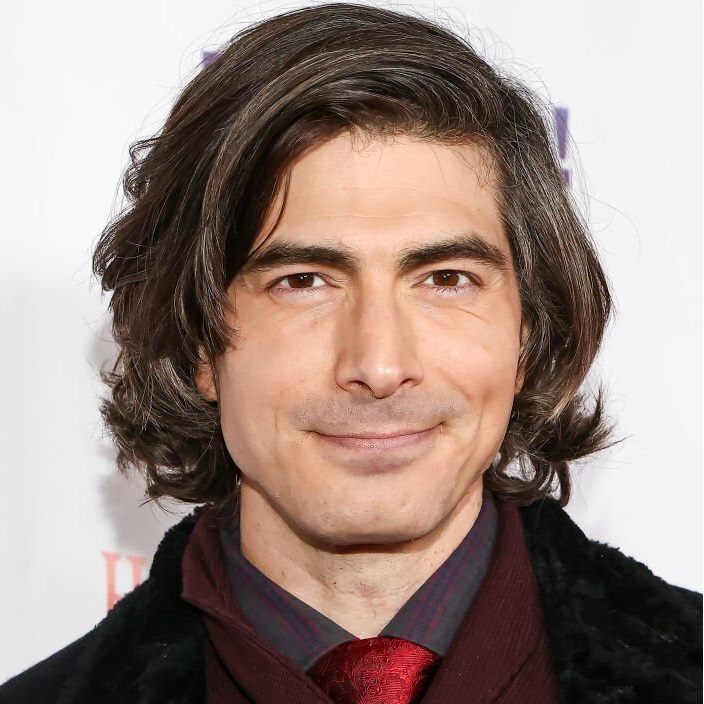 This week, the Julien Dubuque International Film Festival (JDIFF) is taking place in Iowa. During the festival, Brandon will receive the Creative Visionary Award. It's a new award, so Brandon will be the first person to receive it! 😊
#brandonrouth #Superman #legendsoftomorrow