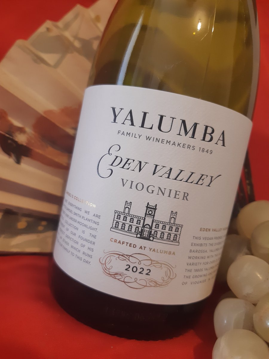 Friday is ' International Viognier Day' headed lined by Viognier Masters @yalumba .The Yalumba 2022 #edenvalley #viognier is an alluring wine with a lovely fruity bouquet of pears, apples & florals. The palate is fruity, luscious + a hint of creaminess 
AN EXCELLENT VIOGNIER!!!