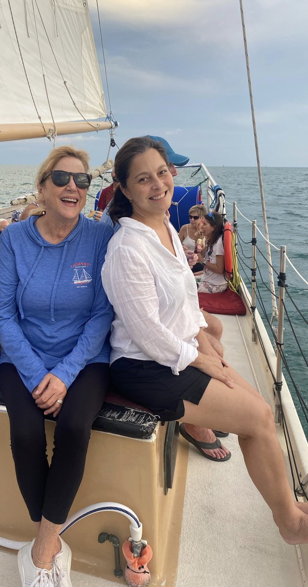 #sailing #sunset #bestofkeywest #favoritethings #neveracrowd  #KeyWest <a href="/thefloridakeys/">The Florida Keys & Key West</a> <a href="/kwattractions/">Key West Attractions</a>  <a href="/DangerCharters/">dangercharters</a> 💥💥💥💥💥