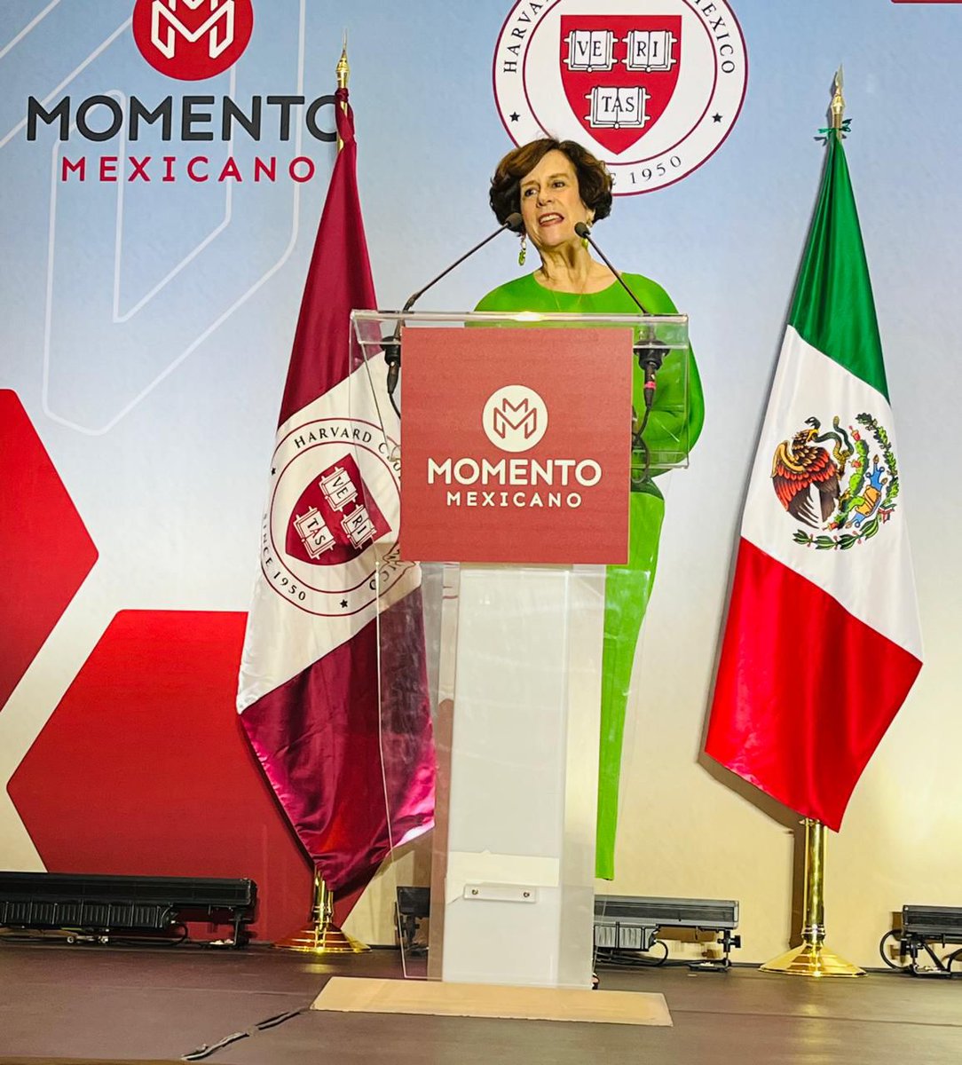 HarvLatinoAlum's tweet photo. “Momento Mexicano”, an event to discuss relevant issues around Mexico’s transformation process, was held this past April 20th having great speakers. Congratulations to Harvard Club of Mexico for organizing this great event.  

Visit https://t.co/w6qqAAf1qy for more information. https://t.co/W4mWEur1sT