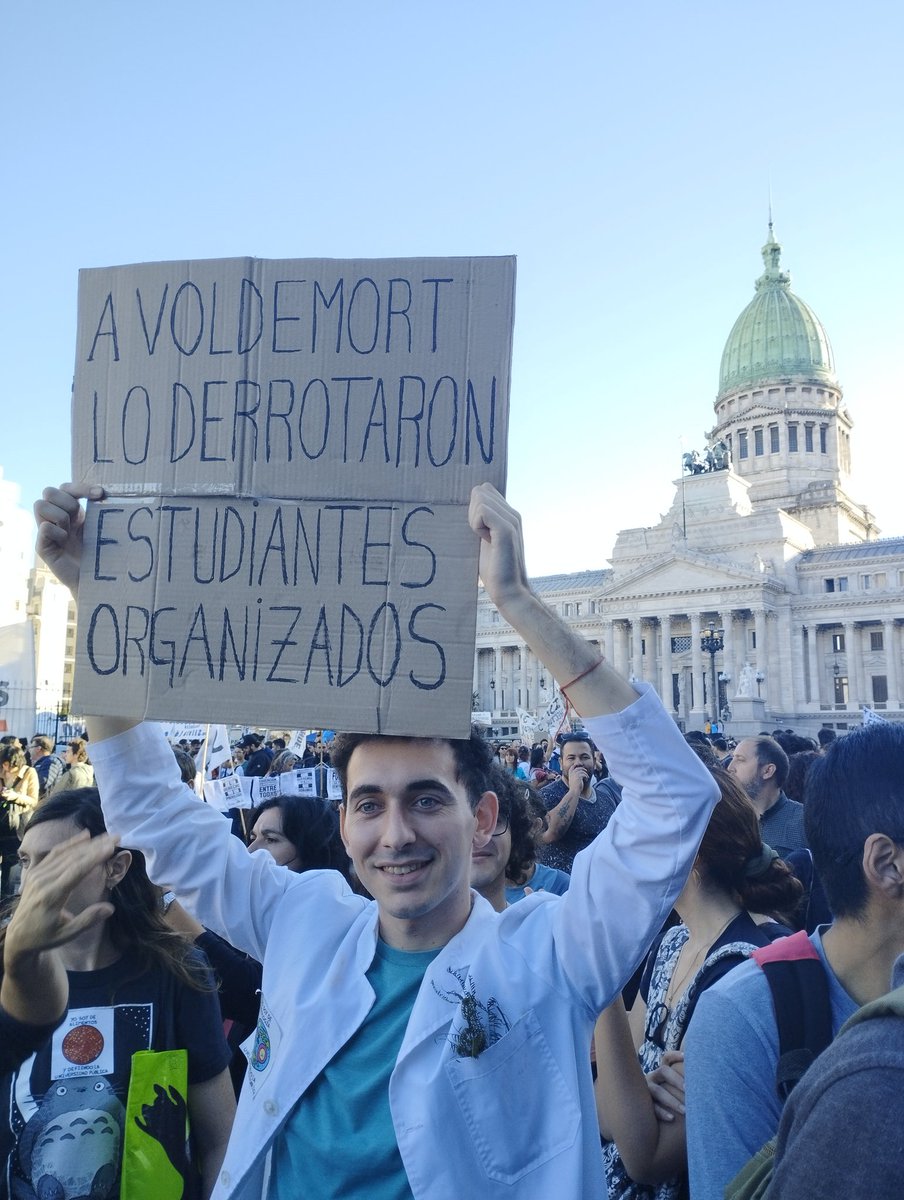 #EducacionPublica postales del día de hoy.