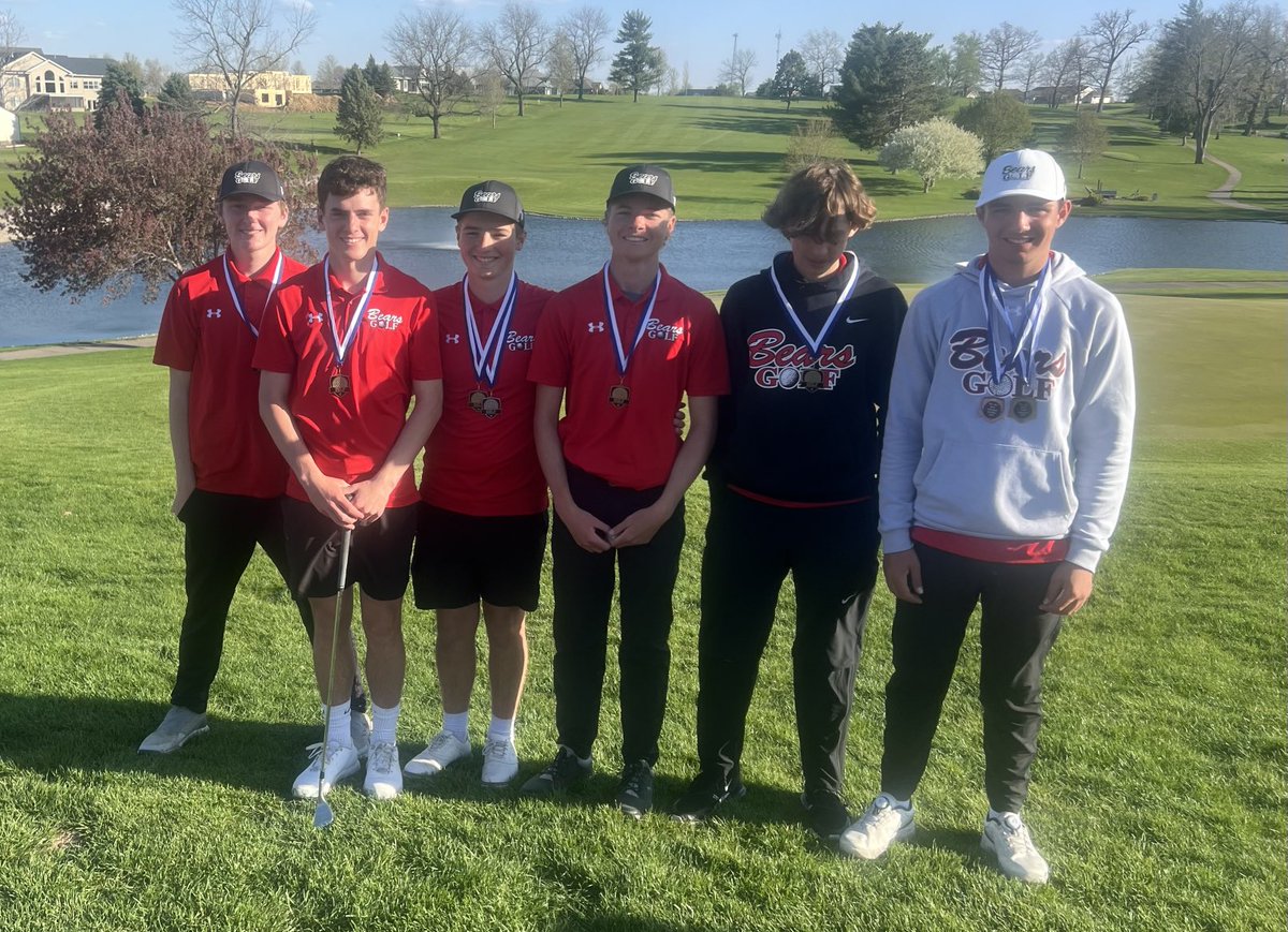 WB Boys’ Golf shoot a 332 to win the West Liberty Invitational! Bears led by McGavin Smith (77-Runner Up Medalist), Sawyer Jeffries (81-6th Overall), Reece Druecker/Paxton Tisinger/Bryce Anderson (87), and Cameron Gingerich (92). #KeepGrindin’