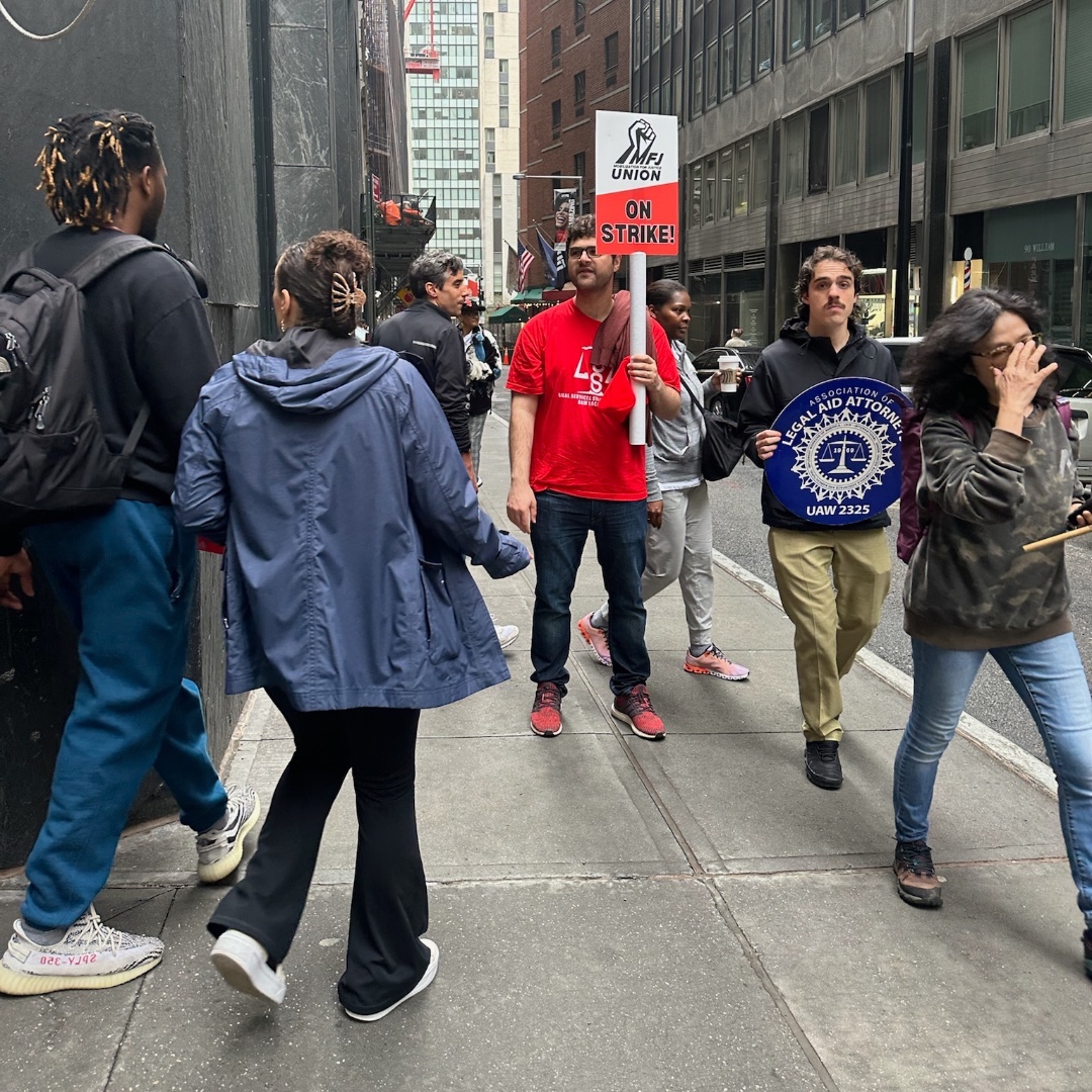@MFJUnion is commemorating 60 days on strike this week. All out on Friday, April 26, 1-3 pm at 100 William Street in NYC. One day longer, one day stronger!
#StandUpUAW
@UAWRegion9A