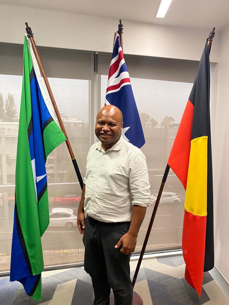 Welcome to our new colleague, Paul Fizin! Paul will be managing the @AustraliaAwards scholarship program & the Australian Consulate’s engagement on education. Scholarship applications close 30 April - don’t hesitate to send your enquiries to scholarshipsfpc@dfat.gov.au