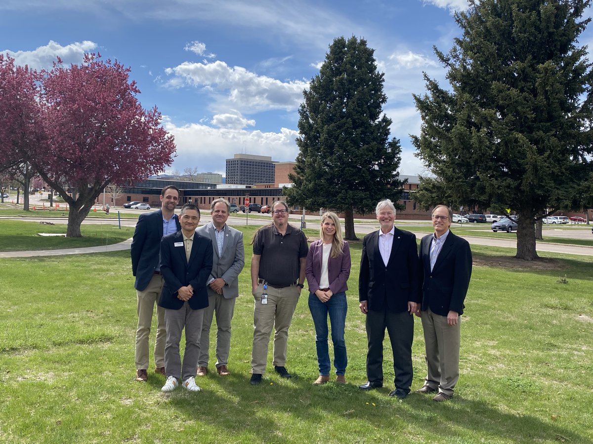 Awesome visit with Congresswoman Brittany Pettersen (@pettersen4co). Had a great time sharing our plans for future research in #nuclear. #fblockrocks @coschoolofmines