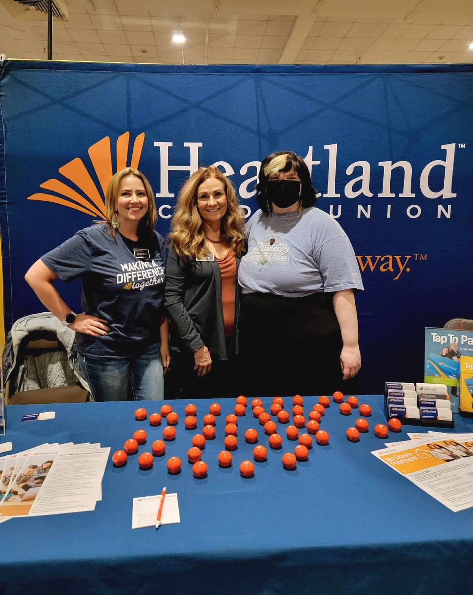 HCU staff had an awesome time Saturday at the Soroptimist International of Hutchinson Women's Show. Thank you to all the women who stopped by our booth and made it a great event! #HeartlandWay