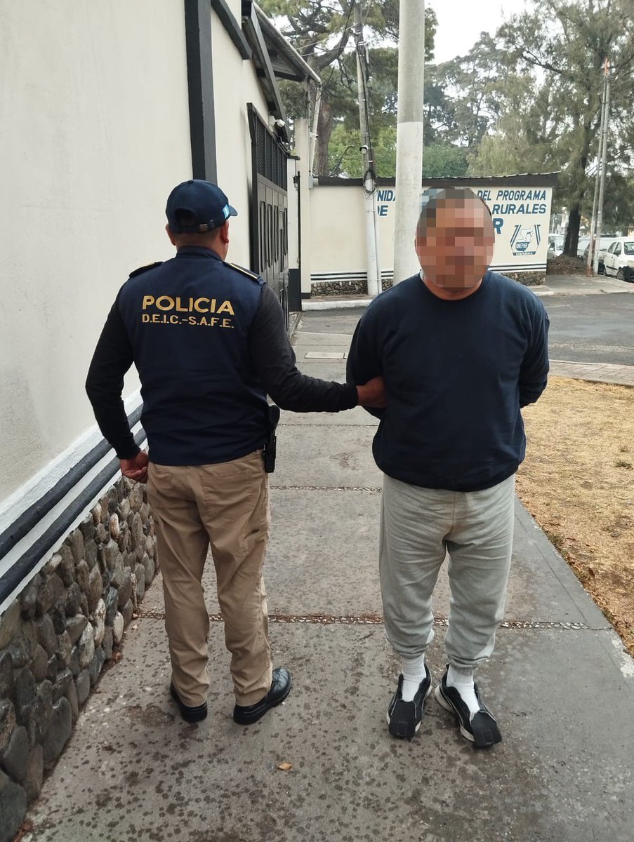Kudos to El Paso Sector’s Intelligence Unit & Grupo Conjunto de Inteligencia Fronteriza El Salvador for securing the successful repatriation of a migrant from Guatemala.  The subject had an active warrant from Guatemala for Aggravated Assault & was removed from the U.S.