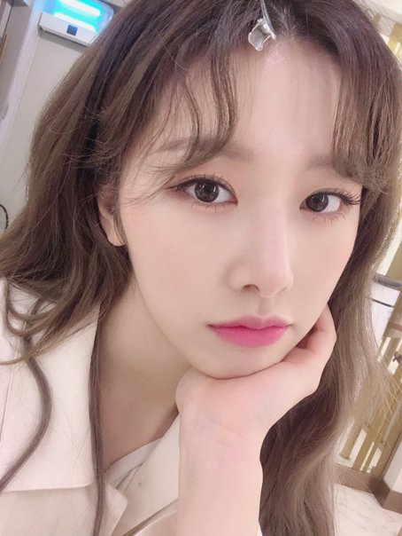 abouteuijin's tweet photo. #Hezz #헤즈 #홍의진 #HONGEUIJIN https://t.co/uk0eD0XlTv