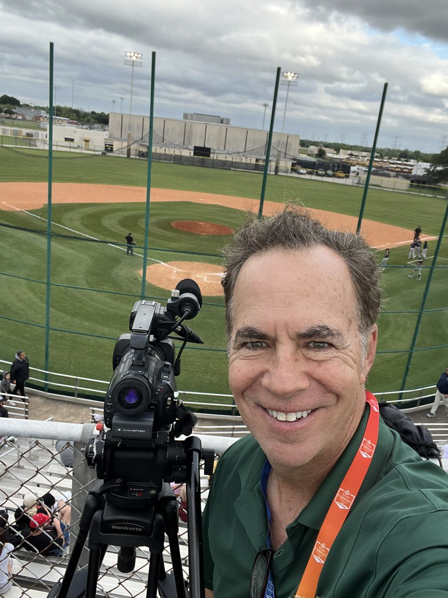 Quite windy here stop @HISDAthletics Butler for 1st place showdown between @BaseballLamar vs @BellaireHigh baseball. Currently scoreless through four innings. See the highlights on this week’s show with @ToddFreed57 Saturday 9:30pm on @CW39Houston @HoustonISD