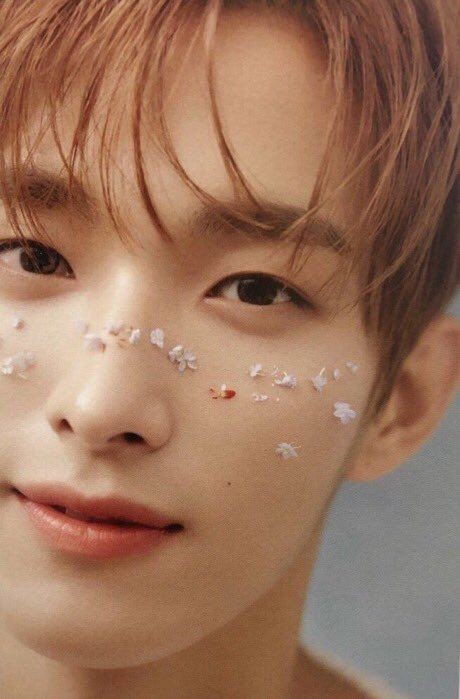 BYL97KK's tweet photo. ㅤㅤ
ㅤㅤ
ㅤㅤKANG KYUNGHO, 1997.
ㅤㅤHANAHAKI HOUSE OWNER. 🌺
ㅤㅤBYEOLWON, KR.

ㅤㅤ https://t.co/v8tjb6Mn3Z