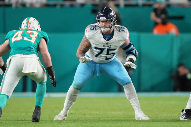 Dillon Radunz in the final 5 games of 2023 (309 Snaps):

-1 Sack Allowed
-7 Pressures Allowed
-70.86 Pass-Blocking Grade
-64.62 Run-Blocking Grade

Should Radunz be the starter at RT for the #Titans in 2024?? #TitanUp