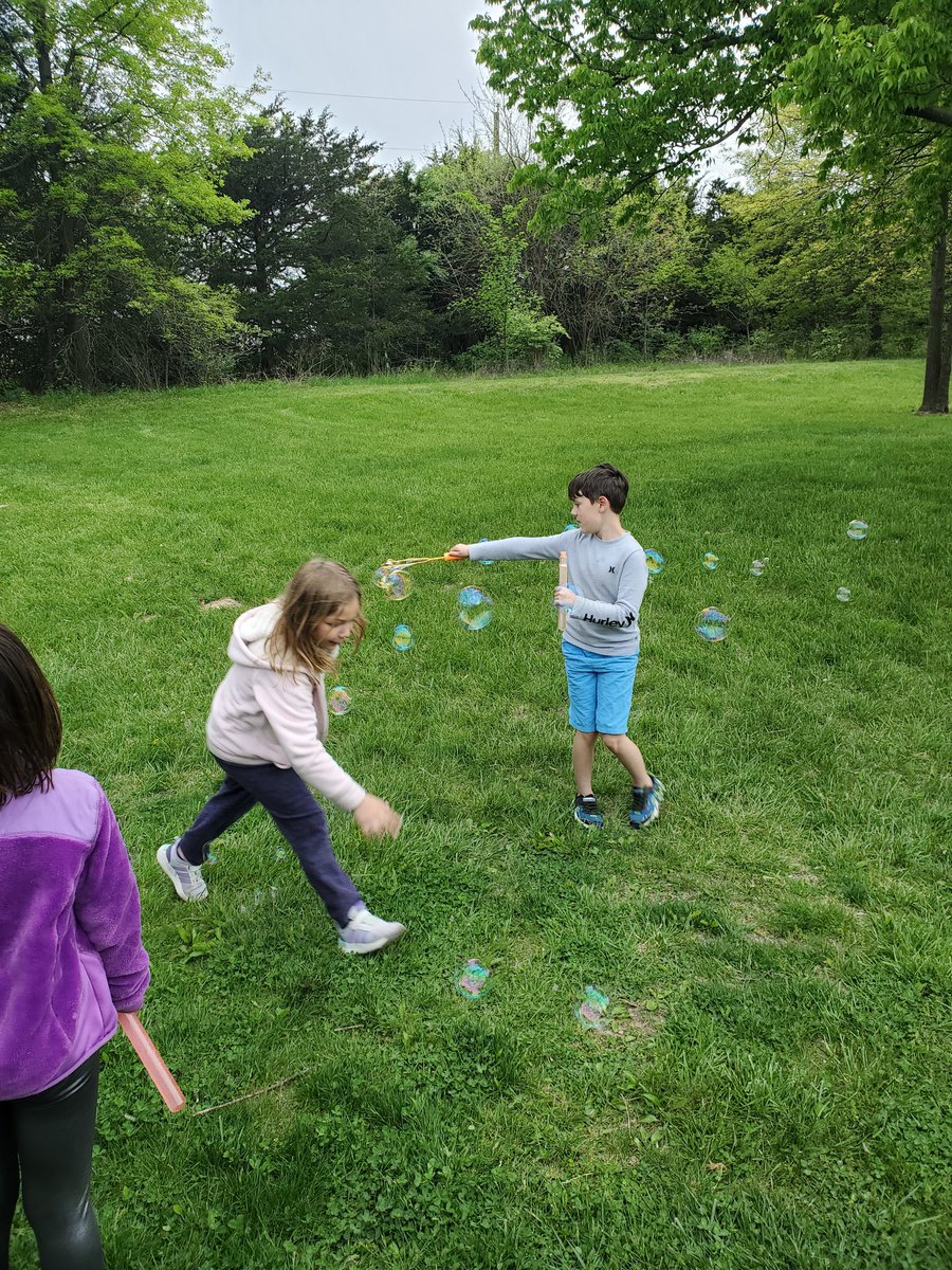 LVEHagen's tweet photo. 2nd grade field trip to Towne Park! #secondgraderocks #lveleads https://t.co/2DMvRuzaZ5