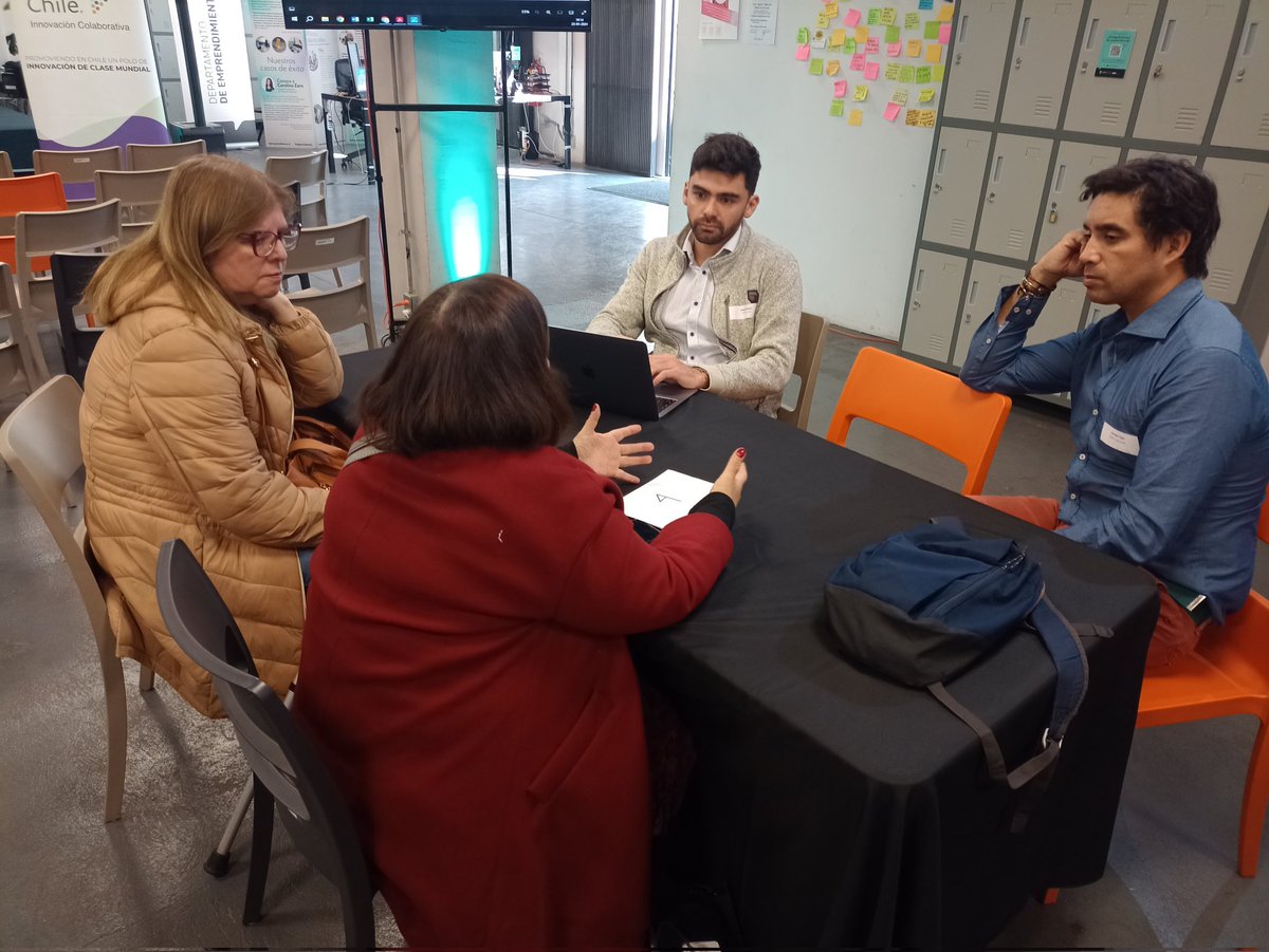 prosaludchile's tweet photo. Muy productiva jornada de representantes de agrupaciones de pacientes en la Academia del e-Paciente en su primera sesión, intercambiando experiencias e ideas para mejorar el abordaje de los grandes desafíos de los pacientes en el sistema de salud
@AlianzaPaciente
@memuevocl https://t.co/Q9HM2ZHkz1