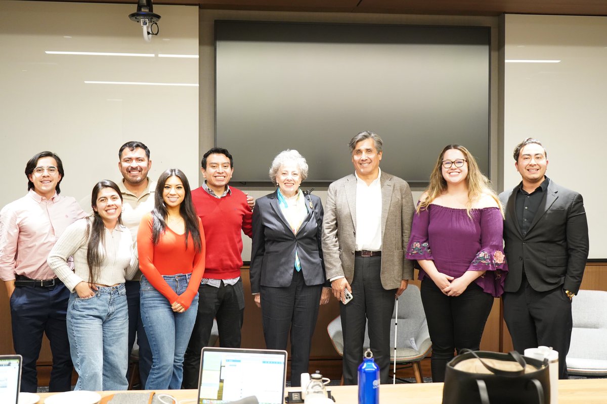 SAIS Latin America Student Club tweet media