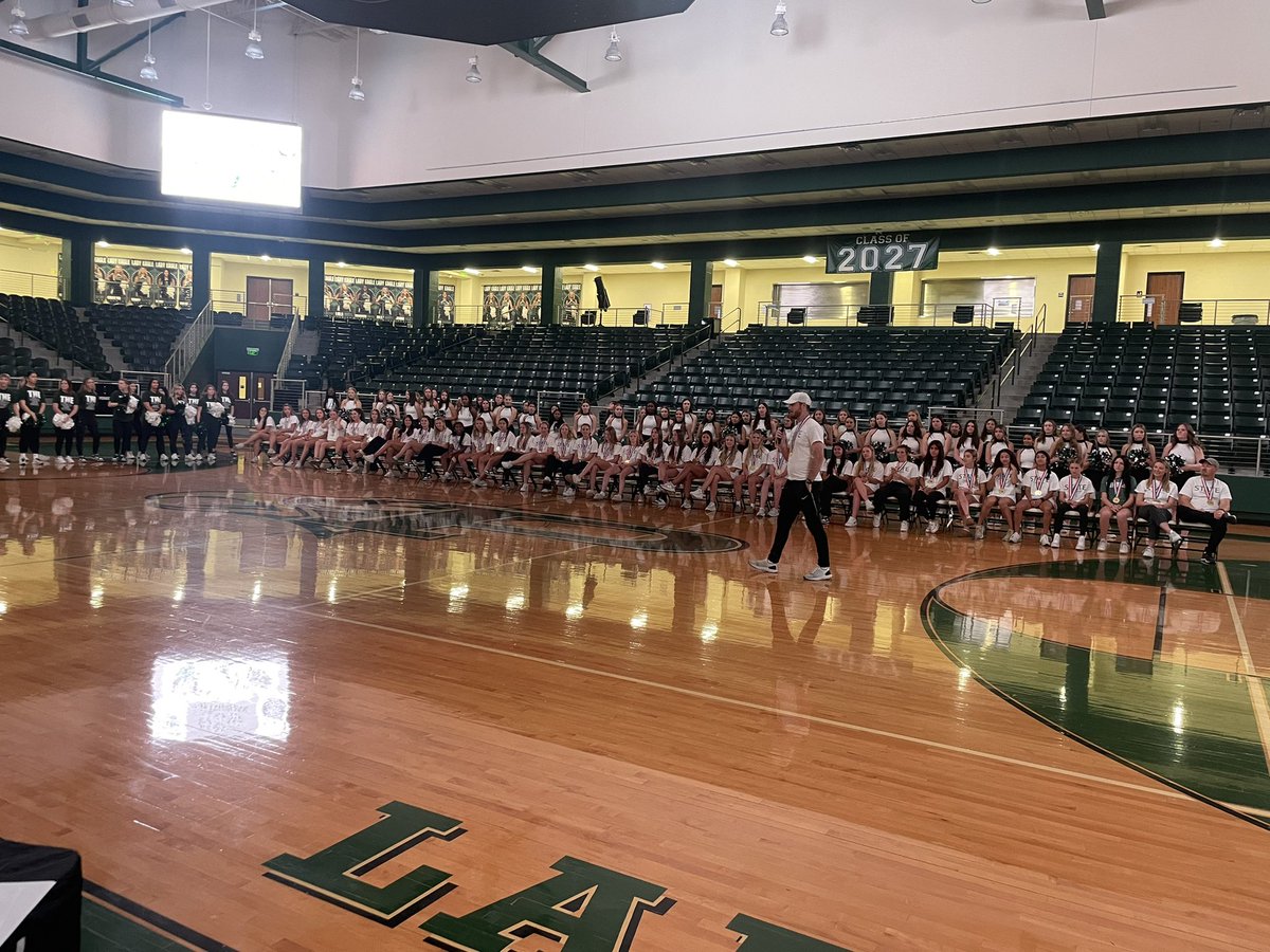 What an incredible moment - we were THE only 6A women’s soccer team in the state of Texas that got to celebrate a STATE CHAMPIONSHIP this morning!!! 🏴‍☠️💚🦅 @PHSWomensSoc Congrats to all our young women and our coaches & THANK YOU to everyone who celebrated with us! @ProsperHS