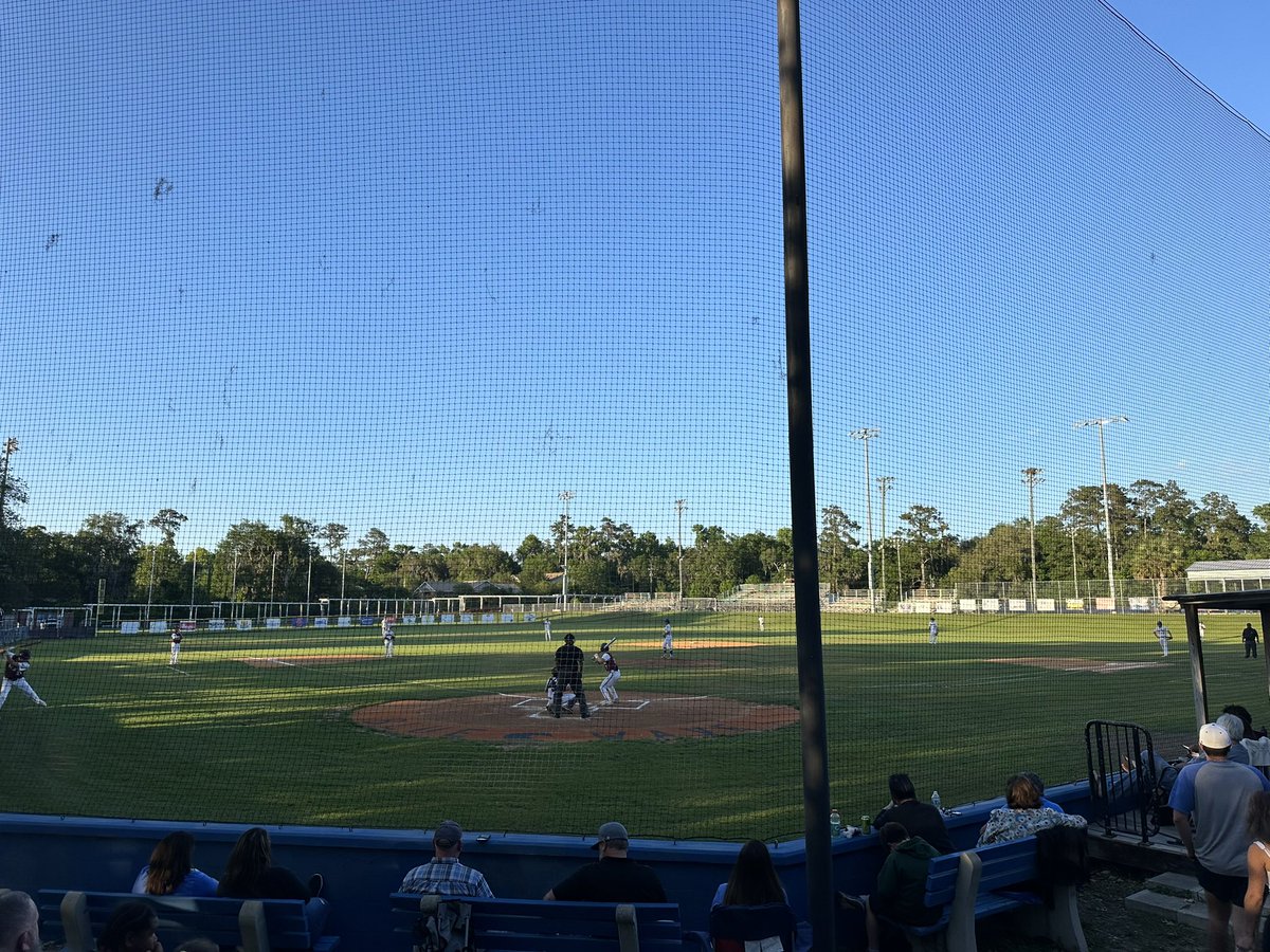 clairedean31's tweet photo. At the bottom of the second inning, the store remains 0-0. #oakhalleagles #oakhallathletics #oakhallbaseball #pkyongebluewave #pkyongebaseball #gainesvillehighschoolsports https://t.co/6gwo6aekWQ