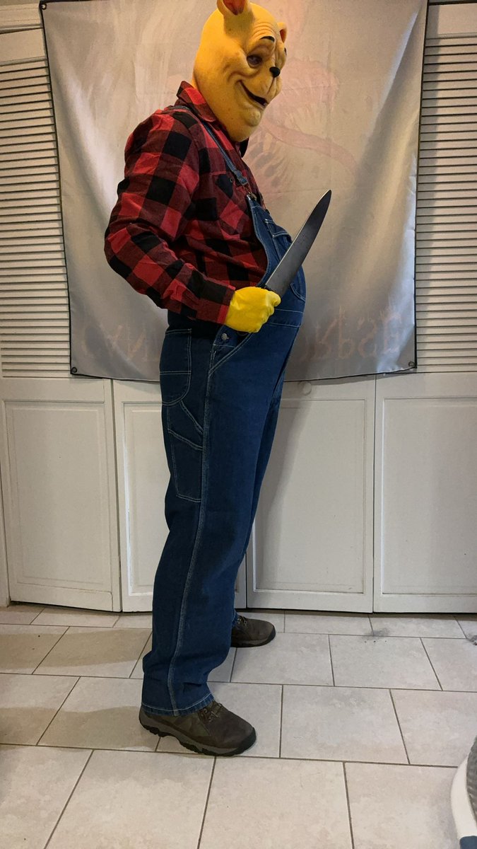 batmania15's tweet photo. Trial fitting of the new cosplay.  I will be weathering the costume and adding some blood, but it looks sweet already. 

Thoughts?

#nightmareinrhodeisland #bloodandhoney #pooh #poohniverse #cosplay #horror #poohcosplay #cosplayer #photooftheday #instacosplay https://t.co/pc3ZVurW8V