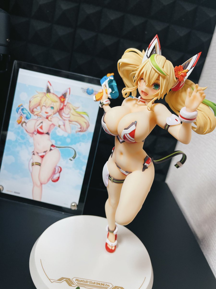 こちらはクリスマスプレゼントのジェネ!

またジェネとかわいい動物を描きたい🐶 