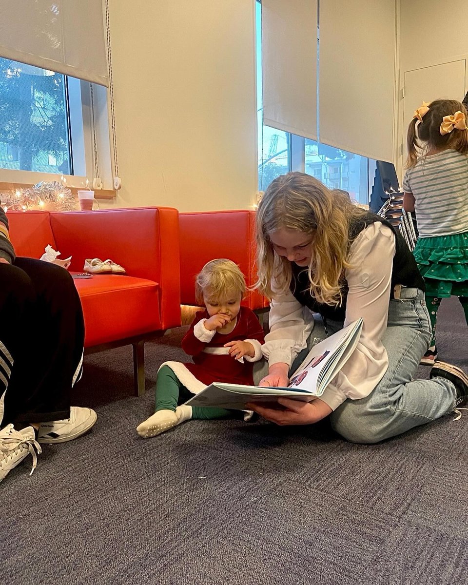 Happy National Volunteer Week 🙏

Thank you to our literacy & teen volunteers.

We appreciate all the support they give our staff and patrons to ensure the library continues to make a positive impact in our community.

For volunteer opportunities visit, smpl.org/volunteer.aspx
