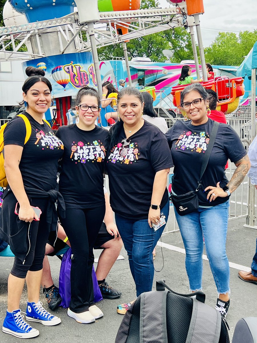 mrsrcastaneda's tweet photo. Thank you @FiestaEspecial for making this happen for our spec ed community every year!  Our Burke Bears and teachers had a wonderful time! 🎉 https://t.co/UdrvXf5oK4