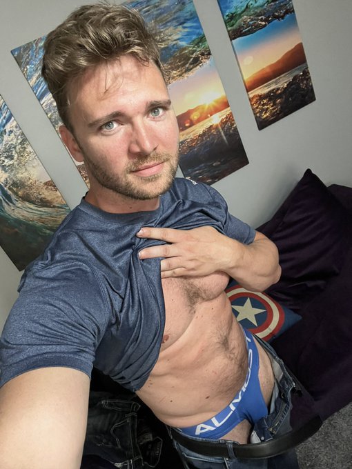 Online for the 3day Autowin!! Let&rsquo;s have a great time and Finally kick back and relax 🤠 🥃 https://t.