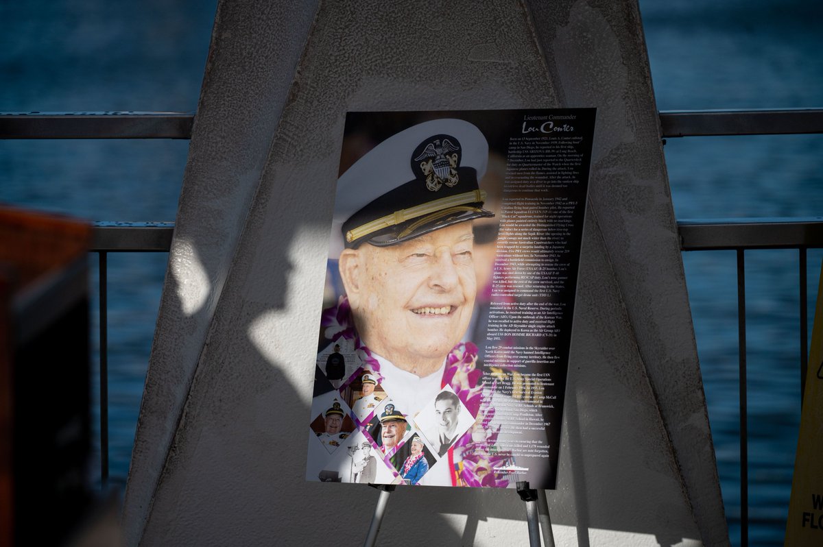 #USINDOPACOM honors the service of retired Lt. Cmdr. Lou Conter during a memorial held in his honor on the USS Arizona memorial. Conter was the last surviving #USSArizona #Veteran from the attack on #PearlHarbor. He passed away April 1 at the age of 102.