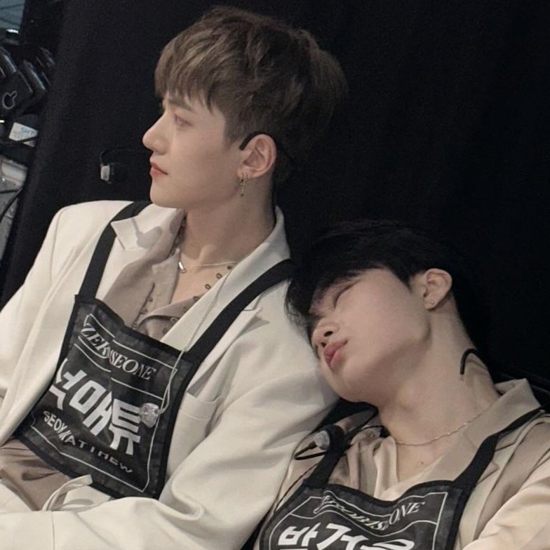 matthew and gunwook as each other's personal pillow 🥺🫶🏻