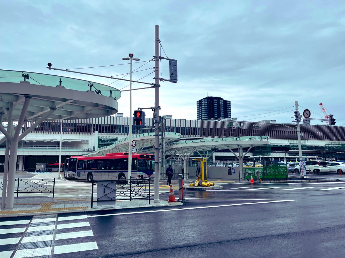 新潟駅、かなりゴツくなってきてて最高
ようやく日本海側の雄の玄関口という趣になってきた