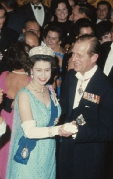 How happy they look enjoying their time in Malta.❤️
#QueenElizabethII #PrincePhilip
#DukeOfEdinburgh #RoyalFamily
#Malta