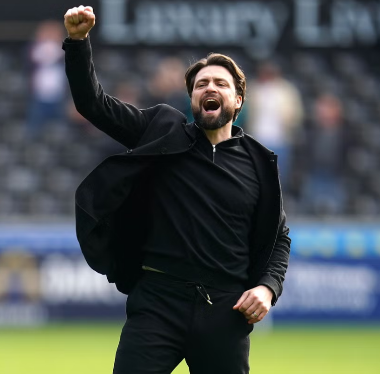 Simon Coughlin tweet media