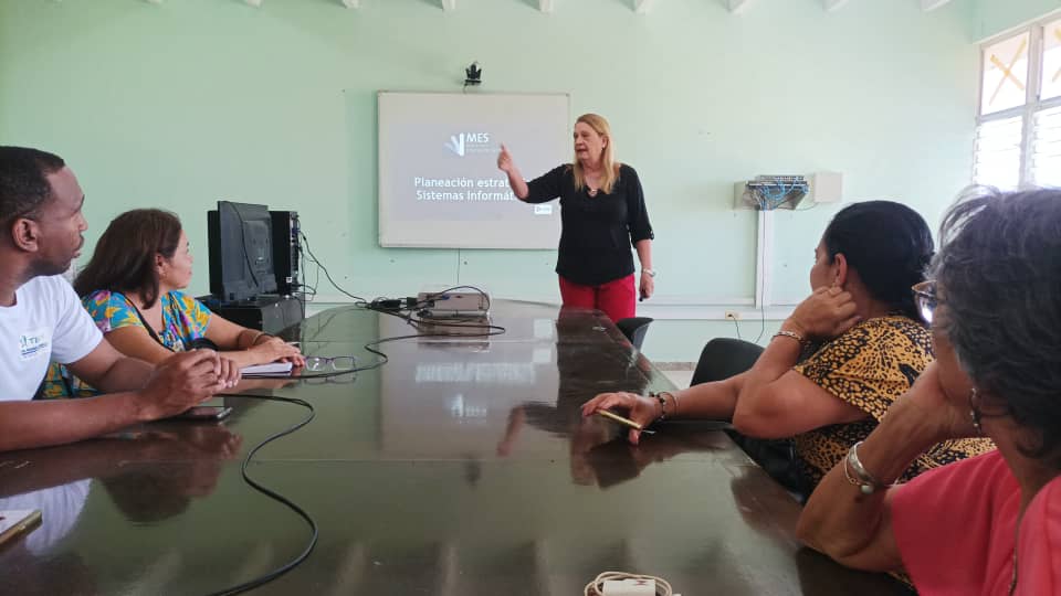 El sistema de planificación de actividades SIPAC 4.0, fue instalado en @UG_Cuba. La prueba realizada fue exitosa y los directivos fueron capacitados. Avanza la informatización de la gestión universitaria. @CubaMES @WalterBG_MES @JorgeLuisPerd20 @JLBrocheLorenzo @raydelmp