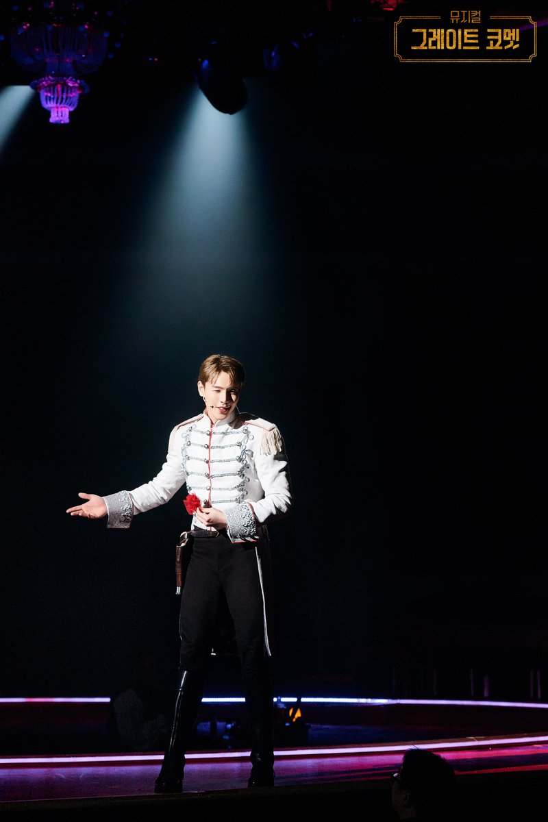 ｜공연사진｜#그레이트코멧

𝐌𝐔𝐒𝐈𝐂𝐀𝐋 𝐓𝐇𝐄 𝐆𝐑𝐄𝐀𝐓 𝐂𝐎𝐌𝐄𝐓

𝐀𝐍𝐀𝐓𝐎𝐋𝐄 | 아나톨
#고은성 #정택운 #셔누

뮤지컬 <그레이트 코멧>
2024.03.26-06.16
유니버설아트센터