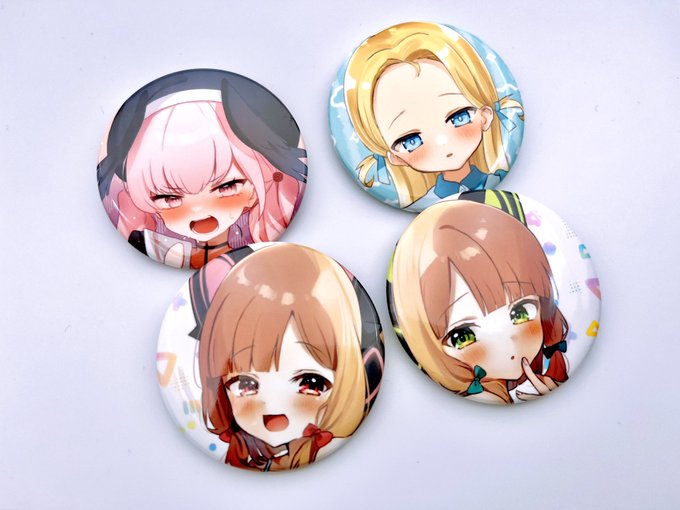 缶バッジもかわい〜〜!!!!!!
モモミド対になるのめちゃ良いよね…!!!❤️💚🩷🩵 