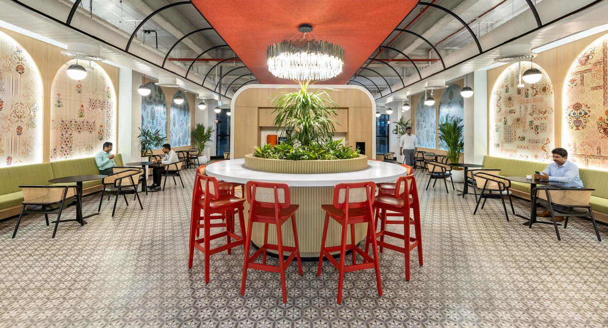 mmoserassociate's tweet image. An intuitive, scalable workplace focused on people and technology – explore how we supported creativity and ideation for @Citi in Chennai: hubs.la/Q02tT6C50

#OfficeDesign #WorkplaceTechnology