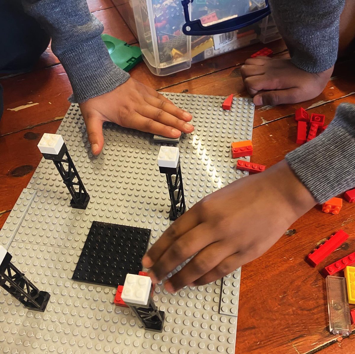 let's Animate (@letsanimate) on Twitter photo A day of Lego Taster Animation sessions with year 6 at <a href="/RuckleighSchool/">Ruckleigh School</a> #solihull
#letsanimate #letsanimateuk #legoanimation #birmingham #solihull #westmidlands #schoolworkshop #schoolworkshops #schoolworkshopsuk #independantschool #independantschools A day of Lego Taster Animation sessions with year 6 at <a href="/RuckleighSchool/">Ruckleigh School</a> #solihull
#letsanimate #letsanimateuk #legoanimation #birmingham #solihull #westmidlands #schoolworkshop #schoolworkshops #schoolworkshopsuk #independantschool #independantschools